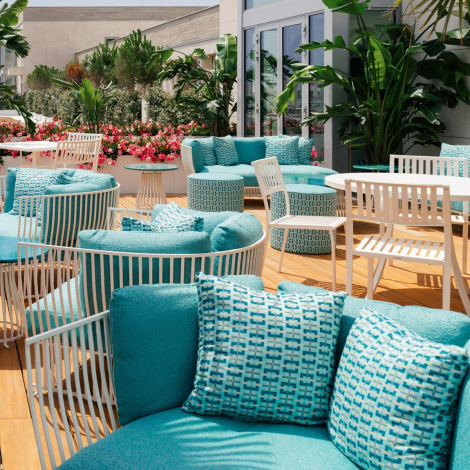 Riviera Resort Hotel